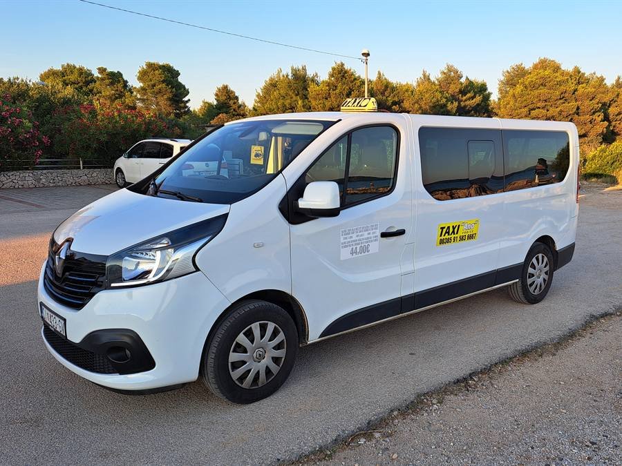 Taxi Ana Vodice minibus in Vodice