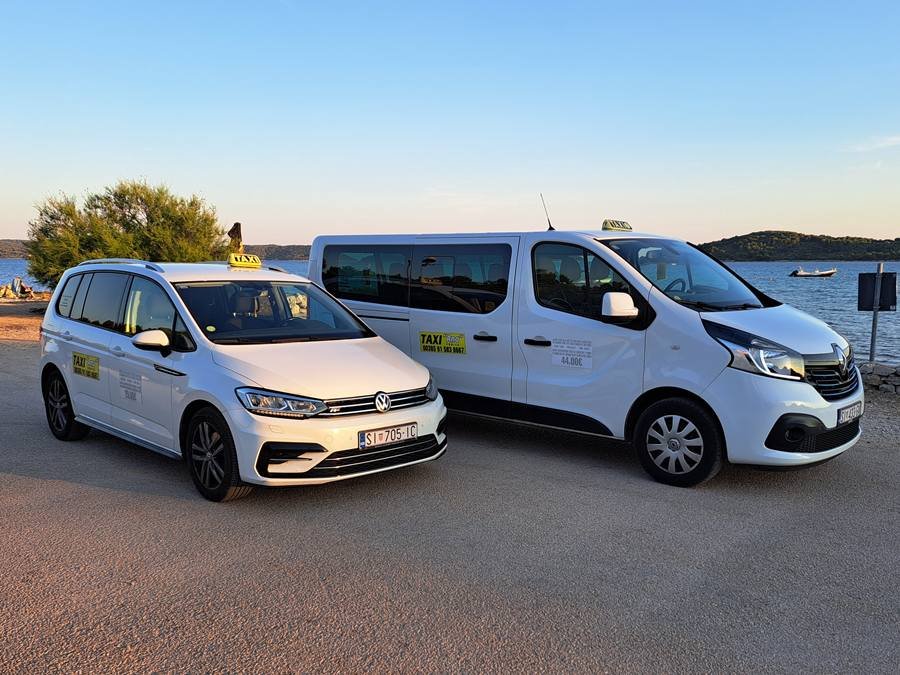 Taxi Ana Vodice vehicles in Vodice