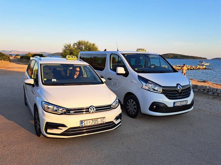 Taxi Ana Vodice car and minibus
